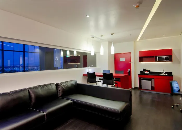 Ramada Encore By Wyndham Guadalajara Sur