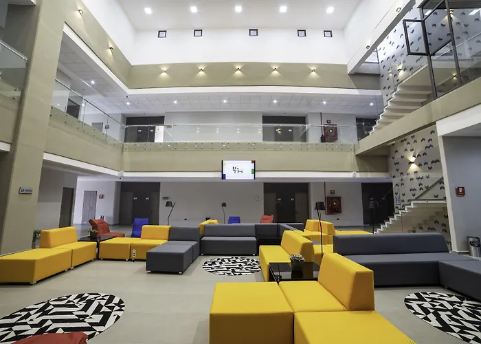 Th Hotel & Vivienda